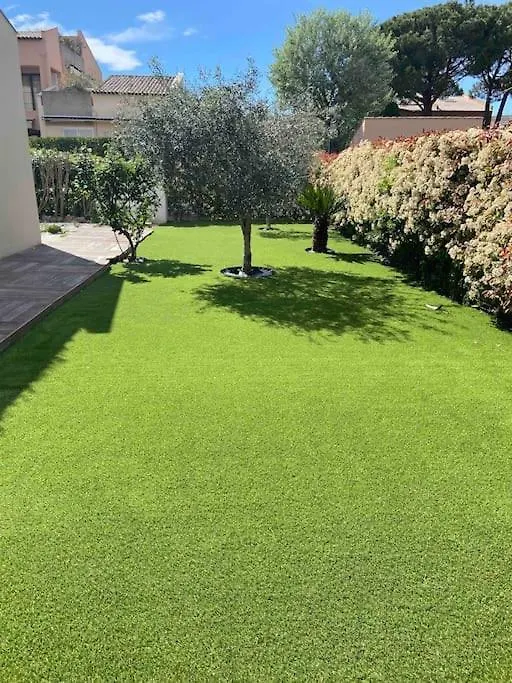Charmant Appartement Dans Un Domaine Avec Piscine موجا شقة