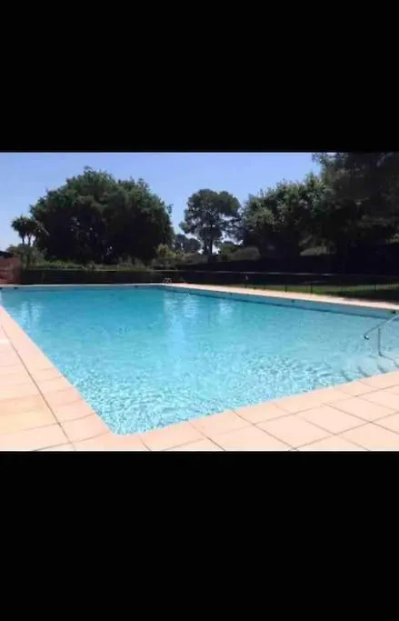 Charmant Appartement Dans Un Domaine Avec Piscine موجا فرنسا